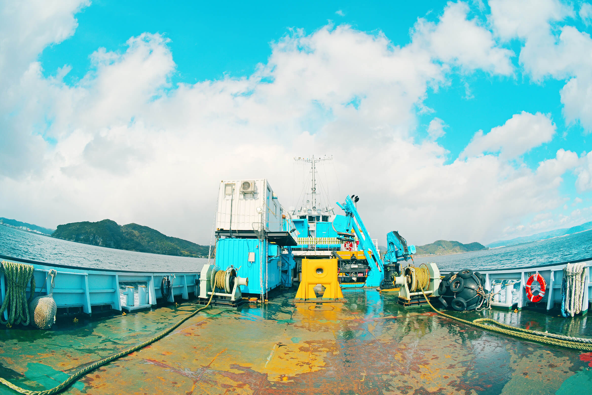 甲板（船尾側）