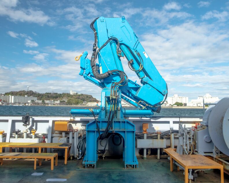 AHCクレーンの装備